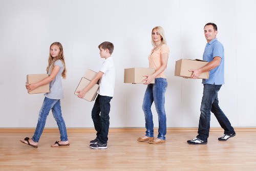 Packing and preparation checklist for home moves in Harlington
