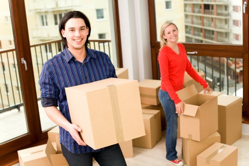 House removalists providing transport support for a Harlington move